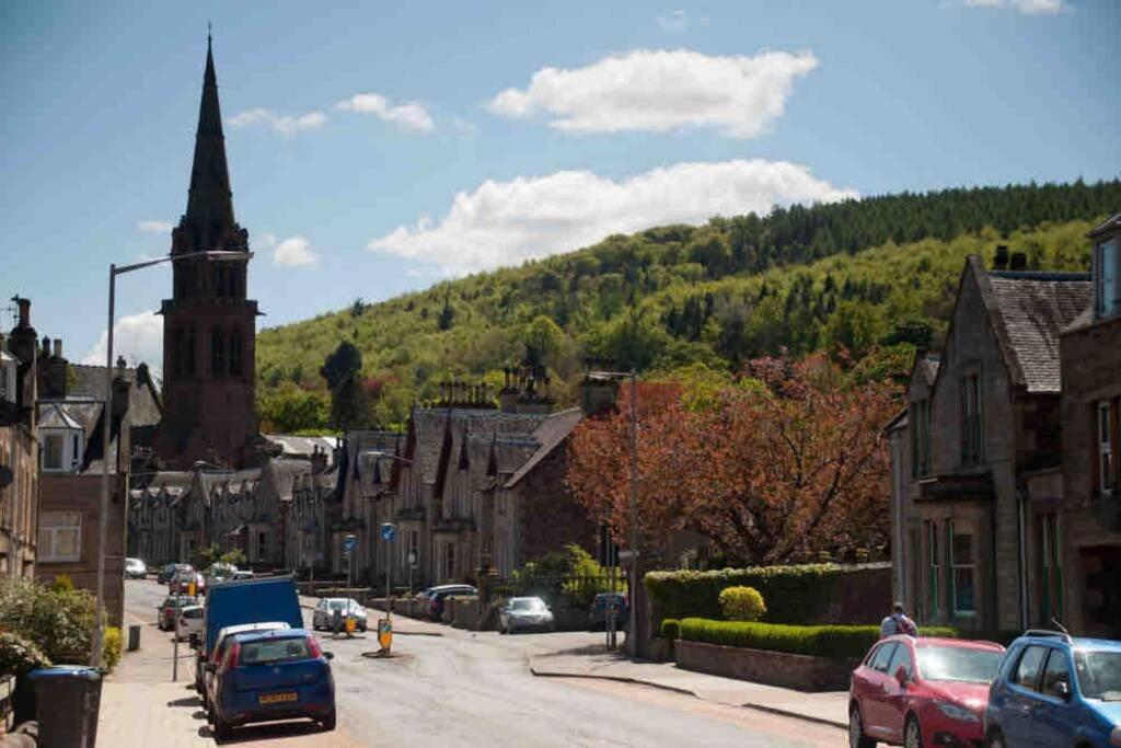 Cosy Authentic Flat In The Heart Of Galashiels Buitenkant foto