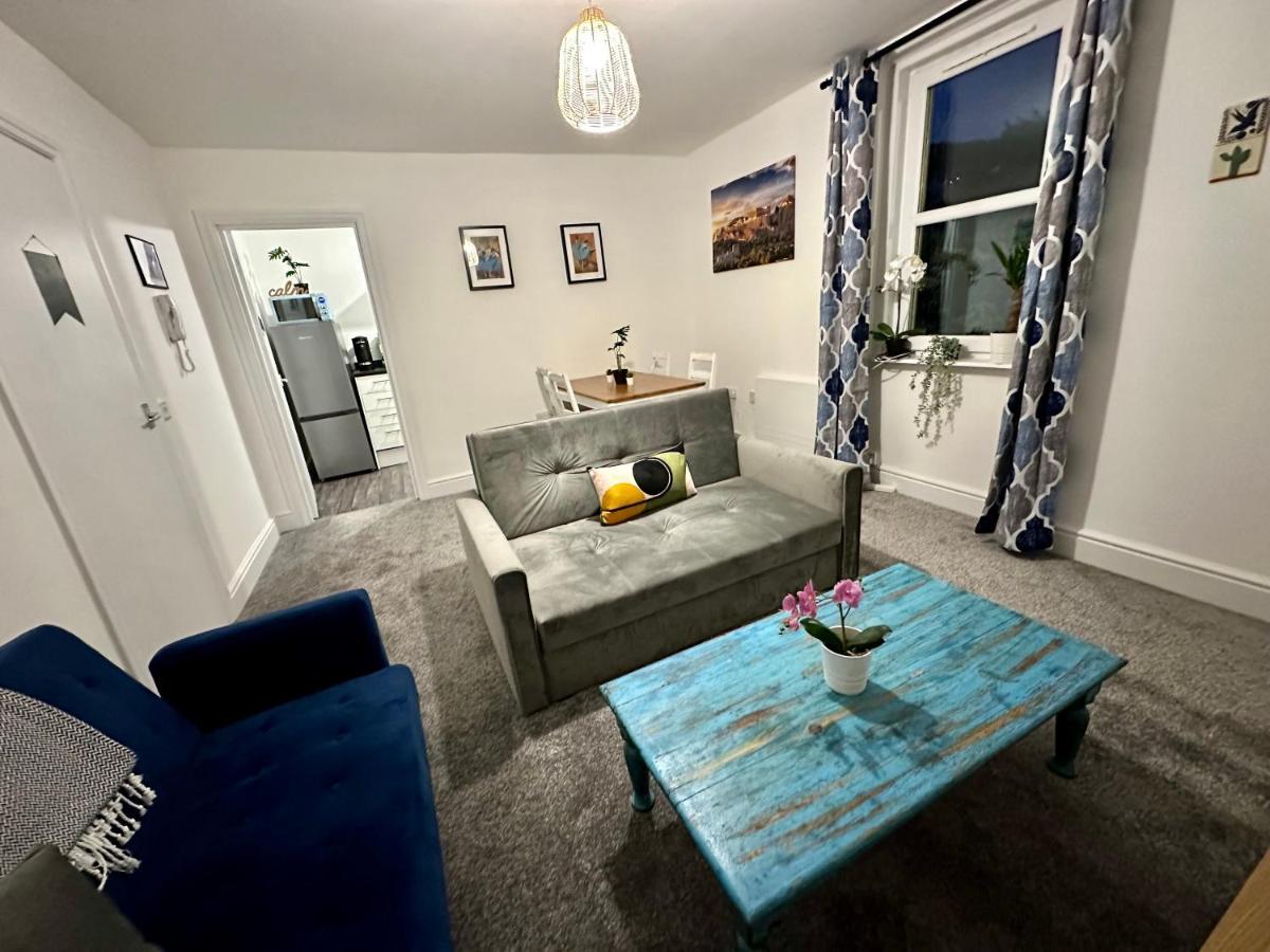 Cosy Authentic Flat In The Heart Of Galashiels Buitenkant foto