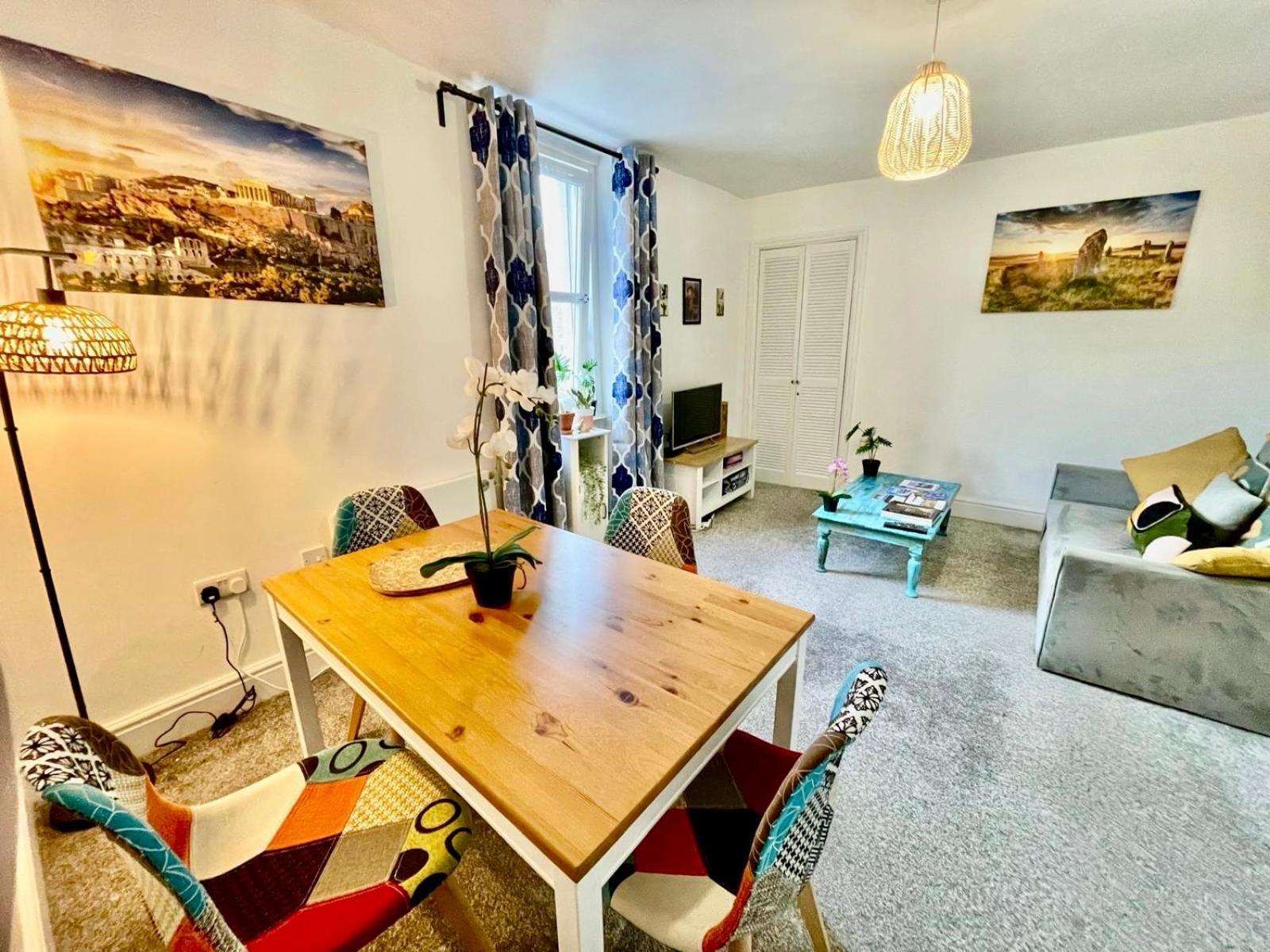 Cosy Authentic Flat In The Heart Of Galashiels Buitenkant foto